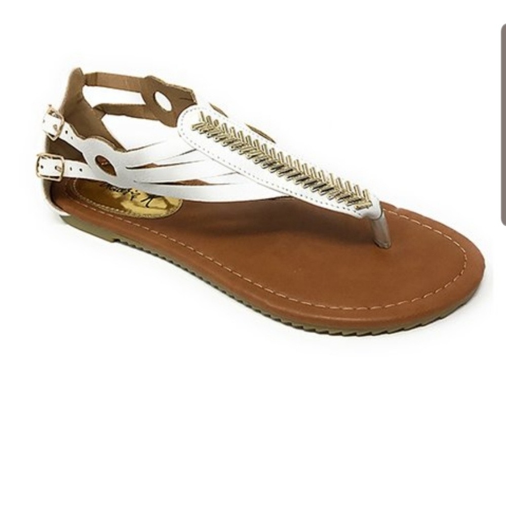 Brand New Victoria K White & Chevron Sandal